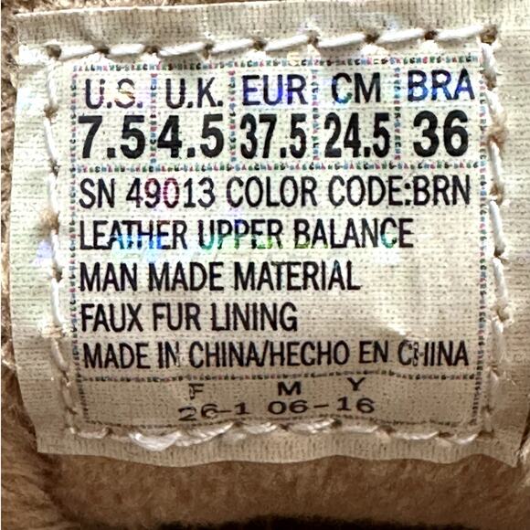 Skechers Women's Bikers Totem Pole Chukka Boot Size 7.5 Suede Casual Comfort - Picture 7 of 9